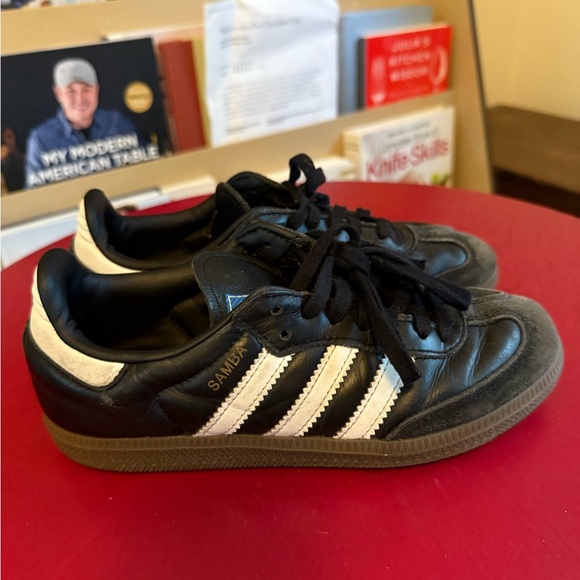 Adidas Black Sambas 3.5 - Picture 1 of 6